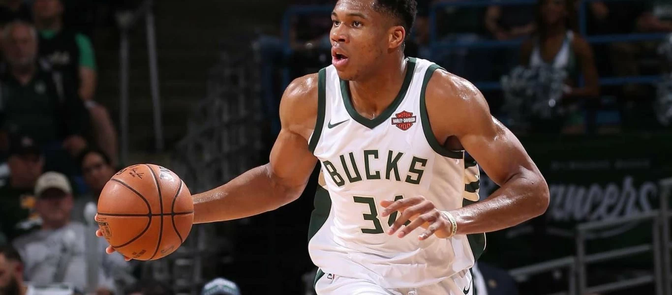 Γ.Αντετοκούνμπο: Το βίντεο των Μπακς από τον 1ο μέχρι τους 10.000 πόντους του (βίντεο)